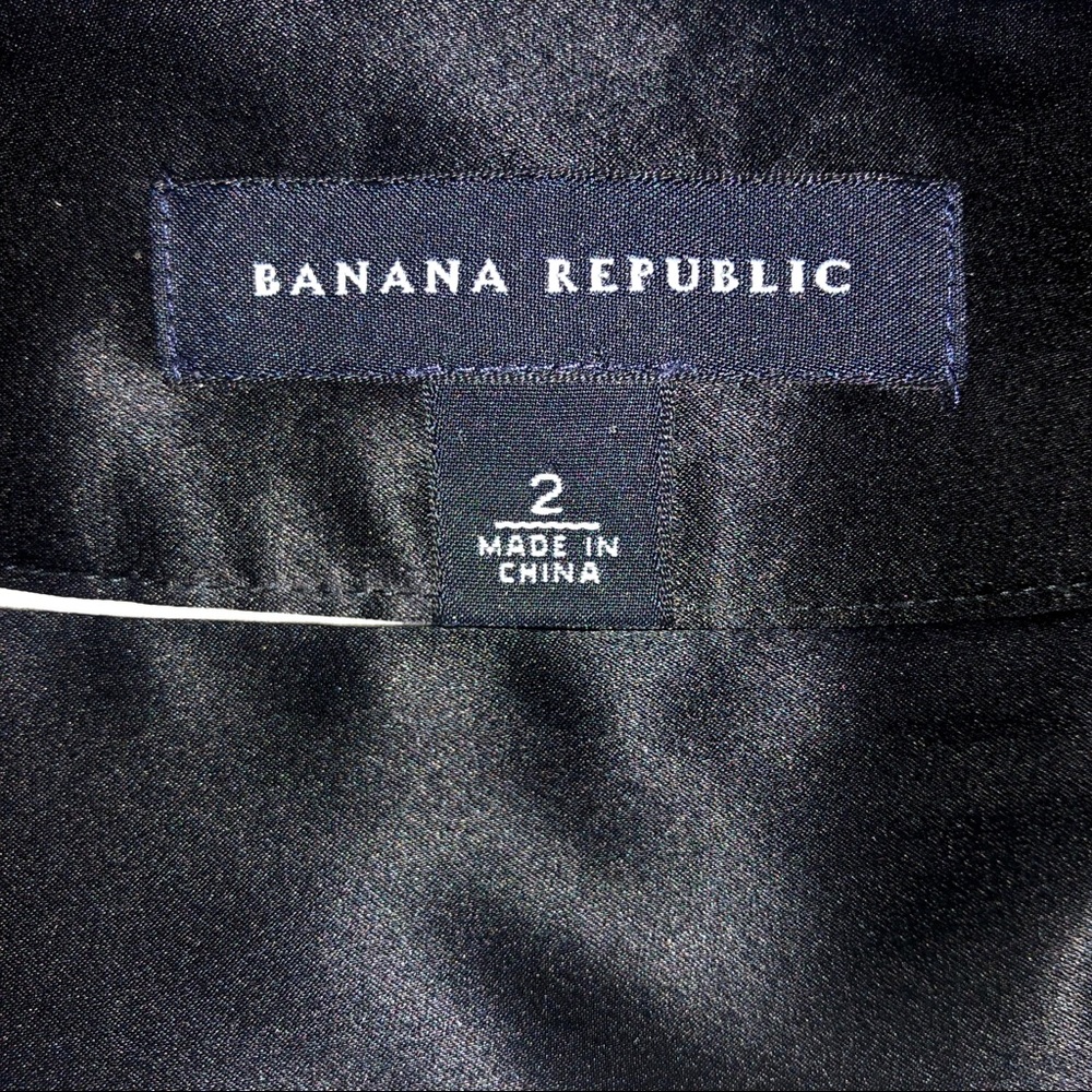 Banana Republic Silk Skirt! - Picture 3 of 4